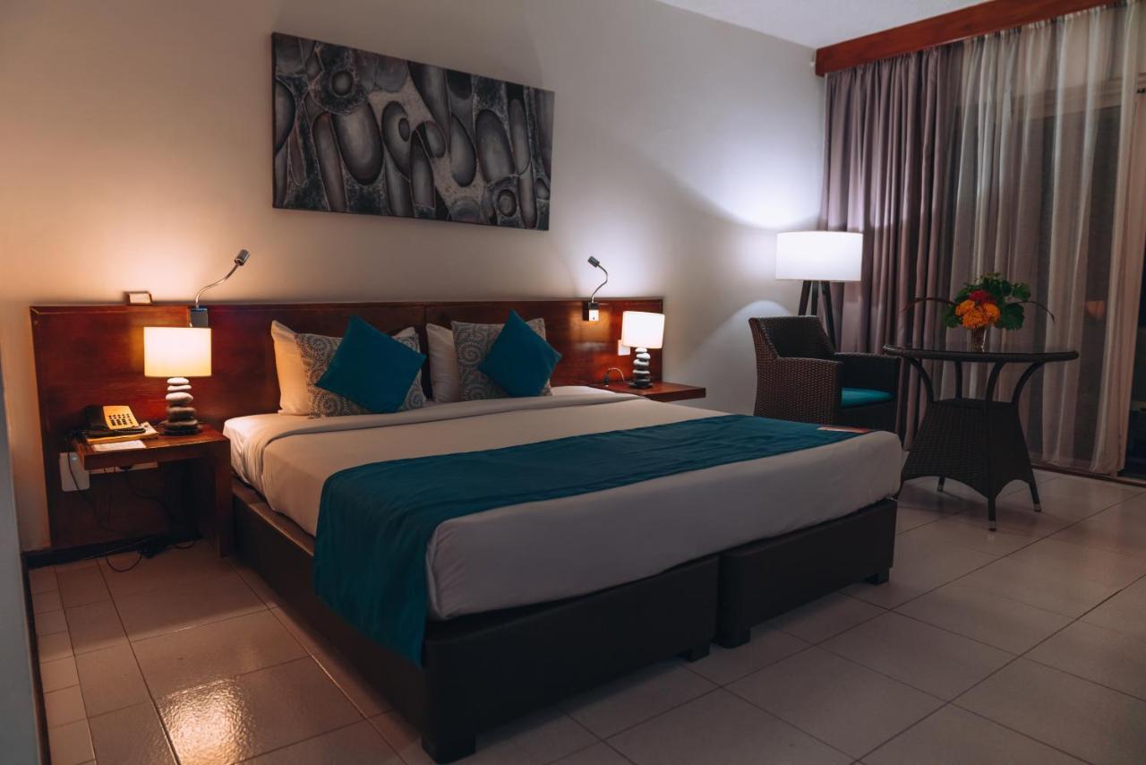Casuarina Resort&Spa Trou aux Biches Esterno foto